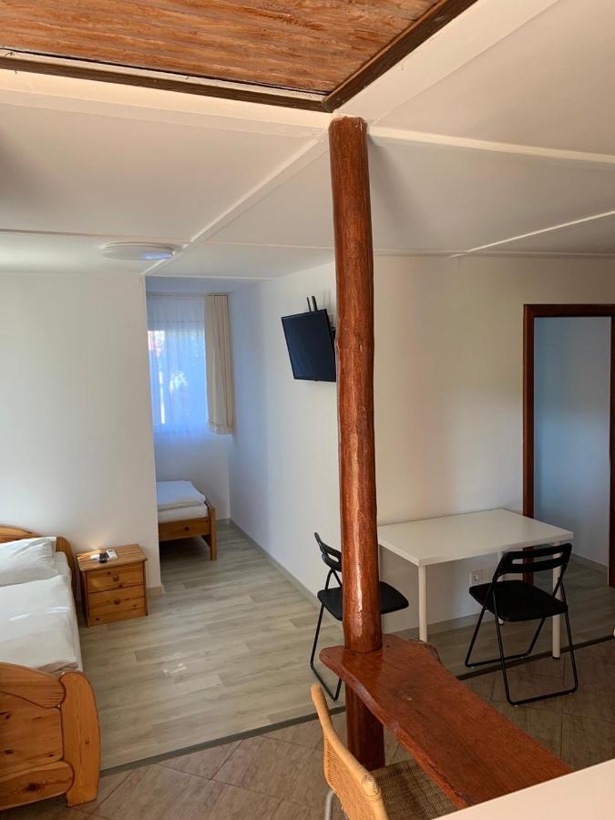 Mineral Apartman Crystal Sostofurdo Eksteriør bilde